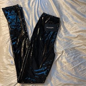 Black vinyl skinny trousers USA 6 (never worn)